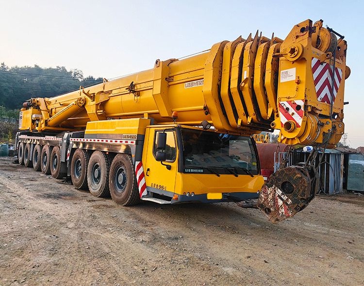 Mobile Crane Rental in the UAE