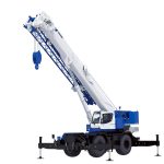 Tadano GR700EX boom extended