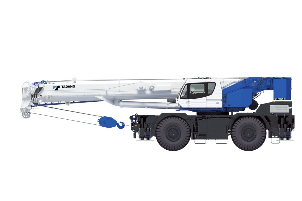 Tadano GR700EX side view